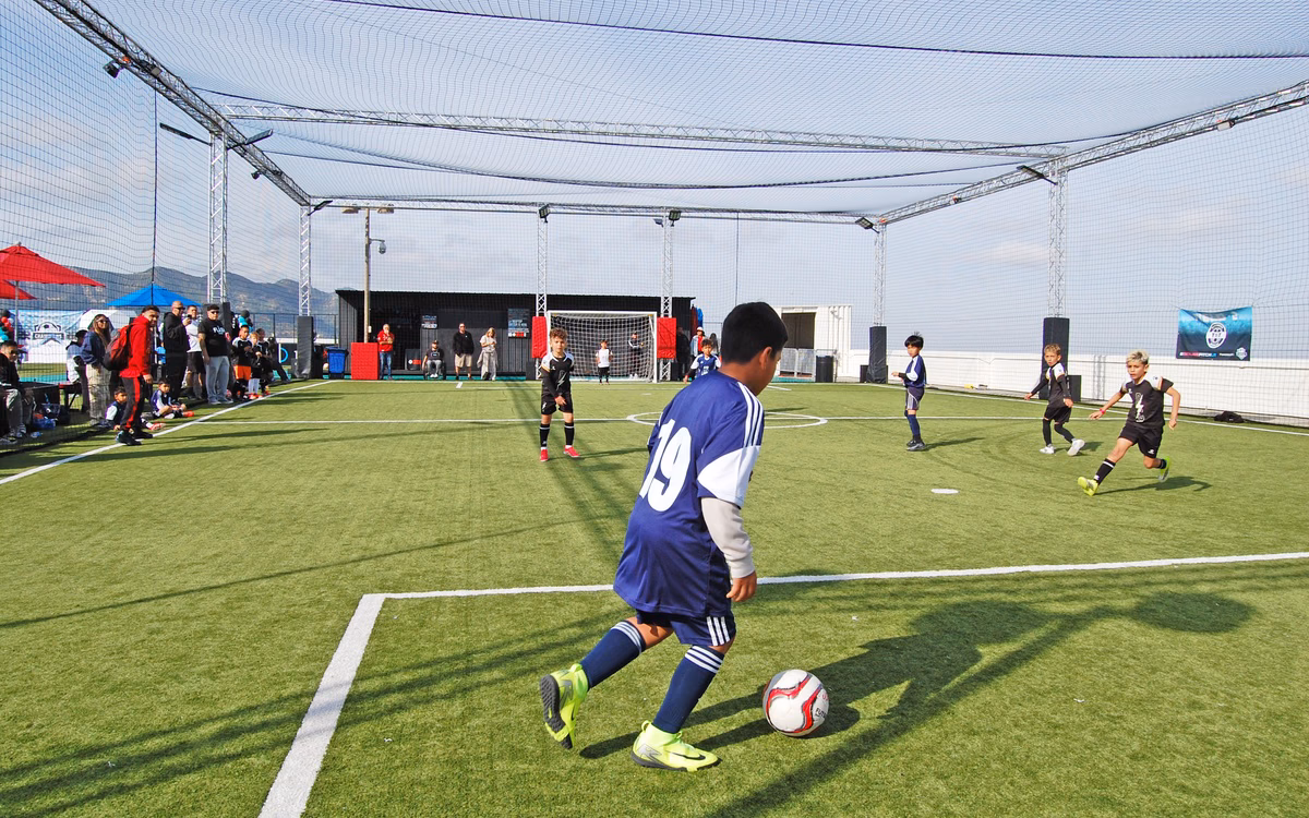 HOSTED LEAGUES & TOURNAMENTS